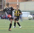 Imagen de archivo de una competici�n de f�tbol base. 