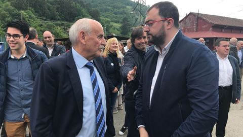 Adri�n Barb�n en la Feria del Turismo Minero