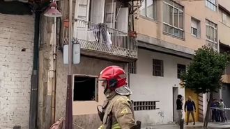 Deflagración de una bombona de butano en una casa en Marín