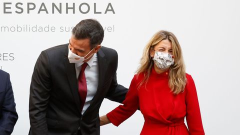 El presidente del Gobierno, Pedro S�nchez, y la vicepresidenta segunda, Yolanda D�az, este jueves, en Trujillo.