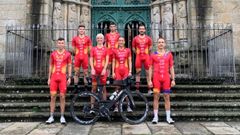 En la imagen, siete de los nueve integrantes del equipo que van al Mundial. De izquierda a derecha: Pablo Hermo, Ricardo Le�n, Alejandra Varela, Tono G�mez, Silvia Garc�a, Monchi�o Hermo y Ram�n Lago