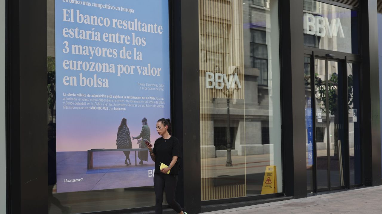 La integración tecnológica y TSB, las llaves de la opa del BBVA al Sabadell
