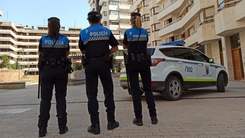 Tres agentes de la Polic�a Local de Tudela, en una imagen de archivo