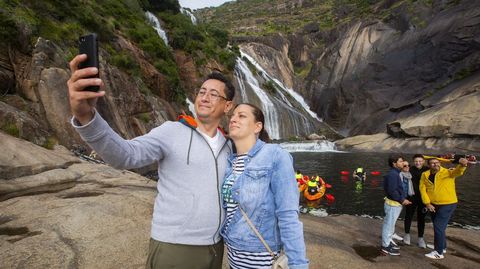 Visitas, ayer, a la cascada de O zaro, Dumbra