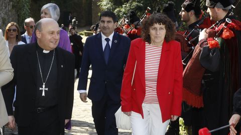 La alcaldesa de Santiago, Goretti Sanmartn, y el delegado del Gobierno en Galicia, Pedro Blanco Lobeiras