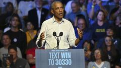 Obama durante un mitin de la campaña electoral de Harris en Filadelfia