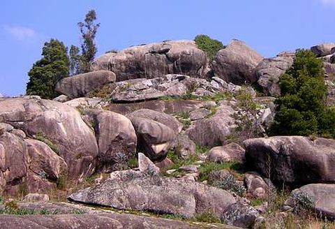 La zona de O Confurco se caracteriza por la enorme cantidad de piedras que tiene, algunas de gran tama�o y otras con formas muy originales.