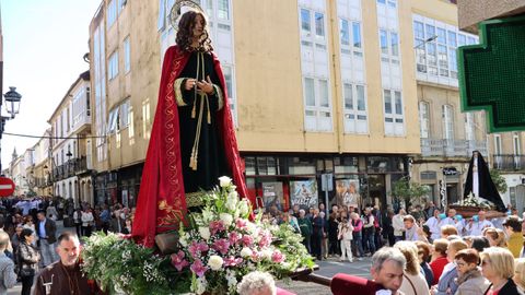 Procesi�n de Domingo de Resurreci�n en Noia