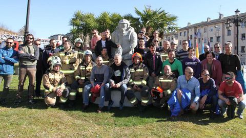 Escultura en homenaje a Eloy Palacio