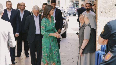 La reina Letizia asiste a la leccin magistral del director de orquesta Aarn Zapico en el Museo Arqueolgico