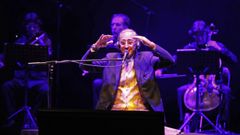 Battiato, en un concierto en Vigo en el 2015; dos a�os despu�s actu� en A Coru�a, en su �ltima presencia en Galicia