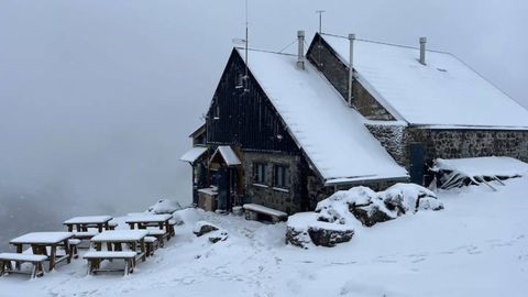 Collado Jermoso tras la mayor nevada en el mes de septiembre desde 1997
