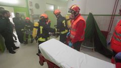 Simulacro de incendio en el cole de Baamonde