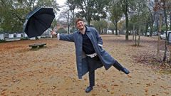 Gabriel Vi�al �lvarez, ganador de Debut 2023, este martes en la Alameda de Pontevedra