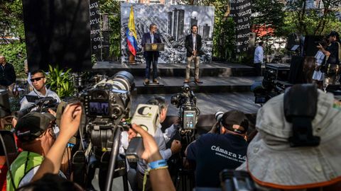Unas 1.600 personas se concentraron para ser testigos de la demolici�n del fort�n de Escobar durante un acto encabezado por el presidente colombiano Iv�n Duque