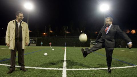 El toque futbolstico de calidad de Orozco. 