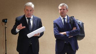Antonio Gmez Caamao, conselleiro de Sanidade, y Alfonso Rueda, presidente de la Xunta.