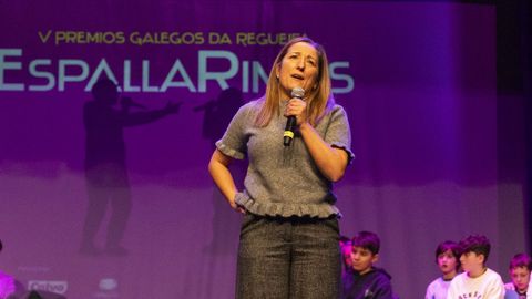 As� foi a festa galega da regueifa en Carballo, imaxe a imaxe, rima a rima