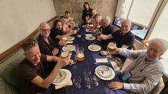 Participantes en la comida de confraternizaci�n de la Anglogalician Cup, este s�bado en Pontevedra
