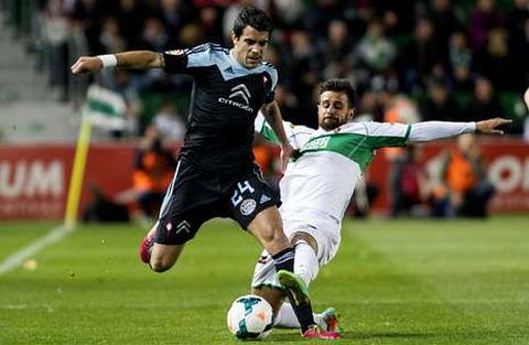El Celta ten�a el partido del Mart�nez Valero m�s que controlado, pero acab� perdiendo en la recta final.