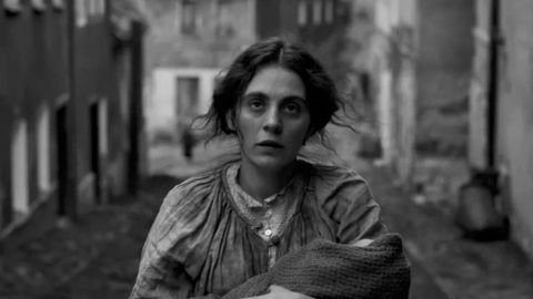 Fotograma del filme dan�s �The Girl with the Needle�.