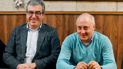 Javier Rodr�guez Medela, a la izquierda, del GDR Mi�o-Ulla