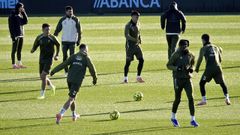Los c�lticos tuvieron apenas media hora de campo este viernes en la Cidade Deportiva Afouteza para preparar el partido