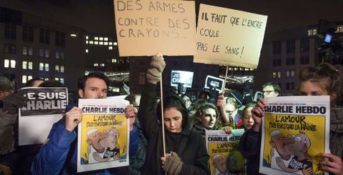 Miles de personas se concentraron en ciudades de toda Europa, como Berl�n, Madrid, Londres o Bruselas (en la foto). 
