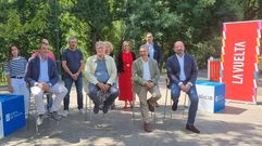 De izquierda a derecha (sentados): Javier Guilln, Alfredo Garca, Luis Menor y Xos Manuel Merelles.