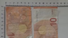 Dos de los billetes intervenidos por la Polica Local de Poio