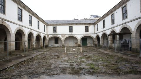 Patio del cuartel de San Fernando