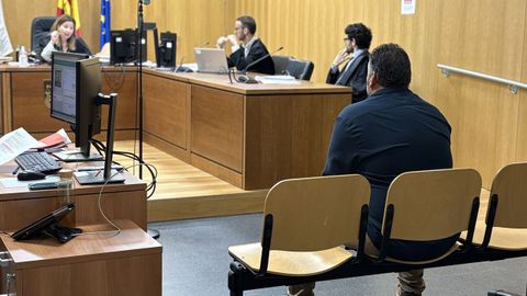 Uno de los acusados compareci� en la sala de vistas y el otro por videoconferencia.