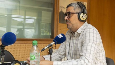 Daniel P�rez, en una visita anterior a Radio Voz Berganti�os