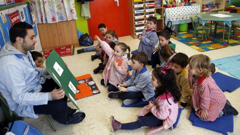 metodo especial de enseanza del profesor Roi en el colegio fernandez varela