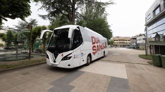 La unidad m&oacute;vil, hace unos d&iacute;as, en Carballo