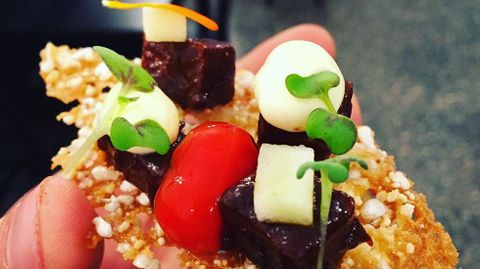 Pincho en el Abrelatas de Pola de Siero.Pincho en el Abrelatas de Pola de Siero