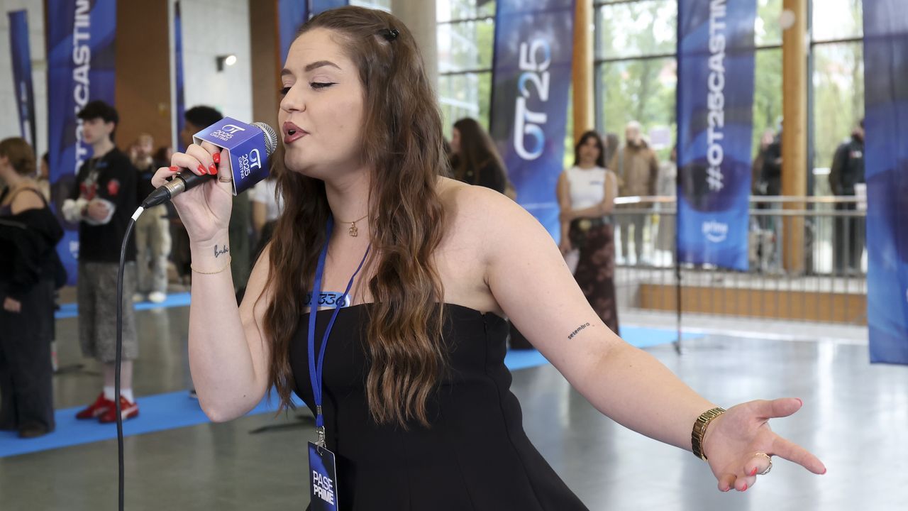La canción en gallego con la que Cristina, una educadora social que lo dejó todo por entrar en el mundo de las orquestas, conquistó al «casting» de «OT» en Santiago