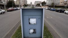 Radar da�ado ubicado en la Avenida de Madrid de Lugo.