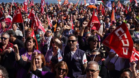 Manifestacin en solidaridad con las 6 de la Suiza, en Gijn