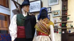 Trajes confeccionados por Vezos y Costumes