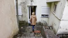 Imagen de archivo de una persona con orden de desahucio de su hogar en Lugo
