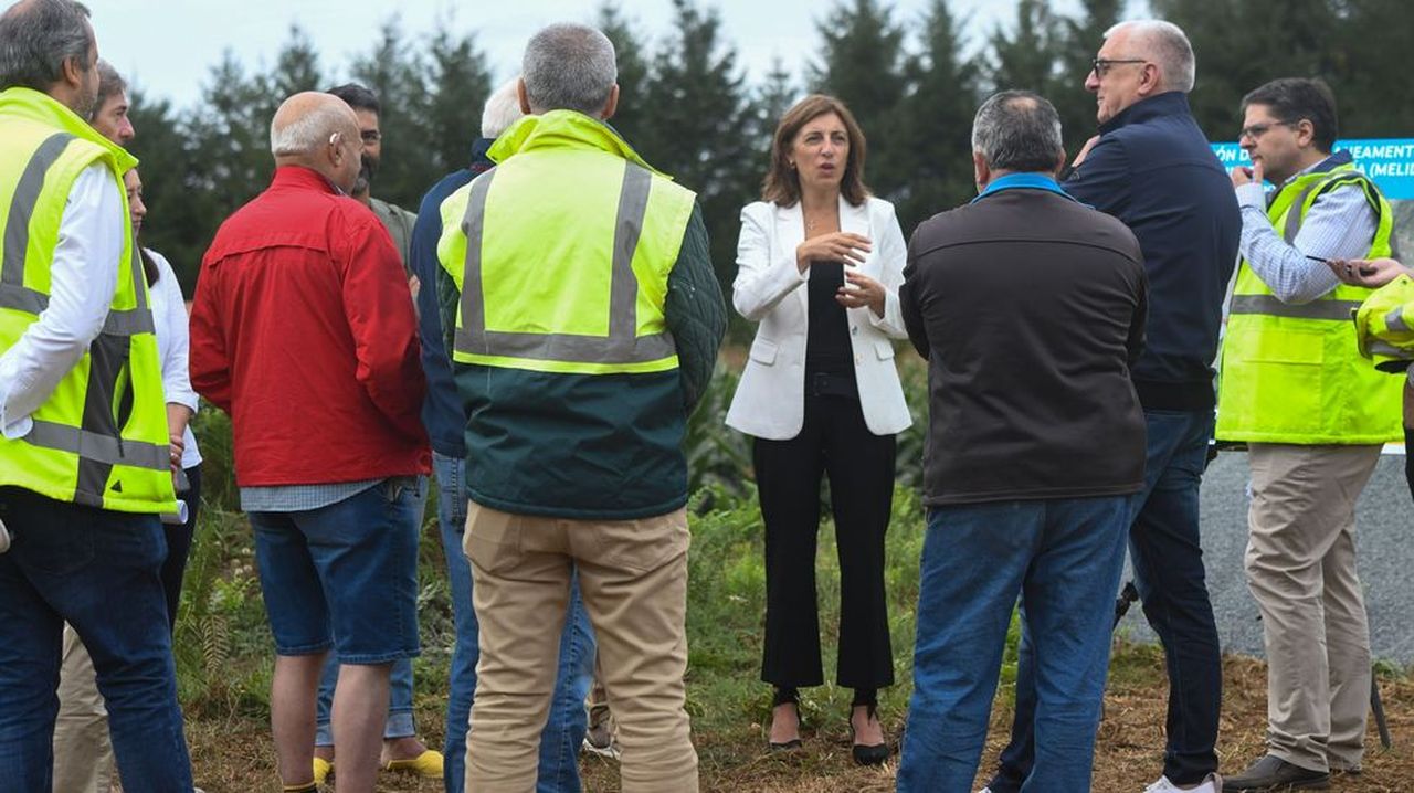Medio Ambiente avanza en el saneamiento de Santa María, en Melide, con 150.000 euros más