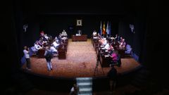 Pleno de Pontevedra en el Teatro Principal. 