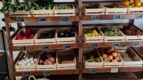 Verduras, frutas y hortalizas en Kolozero, primer supermercado de Asturias sin pl�sticos y de residuo cero