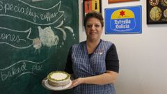 Jessica, de Lusco Fusco, muestra su tarta de ortigas. La receta es resultado de �documentarse y consultar tanto con expertos que saben de bot�nica como con gente mayor que lleva toda la vida aprovechando los recursos naturales. Yo llevo mucho tiempo interes�ndome por las plantas de aqu�, tanto las comestibles como las medicinales, porque creo que es importante apreciar todo lo que crece de forma salvaje en nuestros montes.