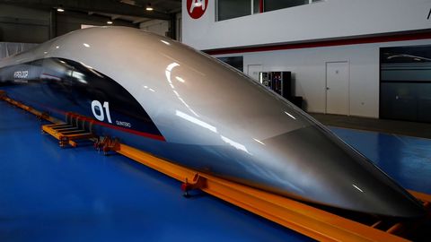 Parte frontal de la c�psula de viajeros del tren Hyperloop