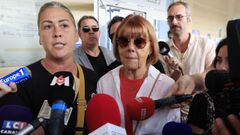 Gis�le Pelicot y su hija Caroline Darian, en una imagen del 2024 durante el proceso judicial contra Dominique Pelicot