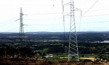 L�neas de alta tensi�n pr�ximas a la zona donde se ubicar� la nueva subestaci�n. 