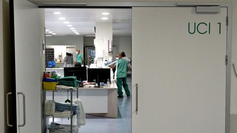 Una de las ucis del Hospital �lvaro Cunqueiro de Vigo