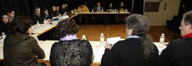 Pauli�o del R�o sostiene que una plaza caduc� en noviembre y que para la otra no hay presupuesto. 